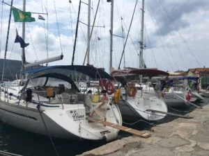 Tightly packed to wait out the Bora